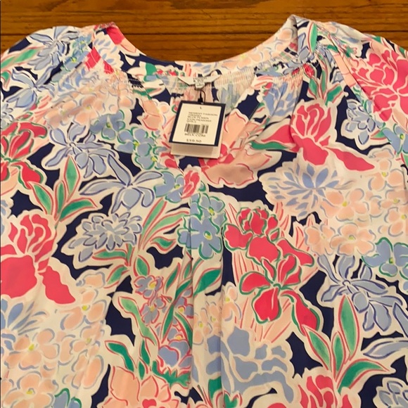 Top - Picture 2 of 2